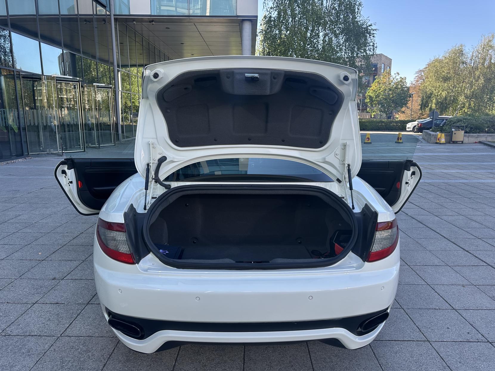 Maserati Granturismo 4.7 V8 Sport Coupe 2dr Petrol MC Shift Euro 5 (460 ps)