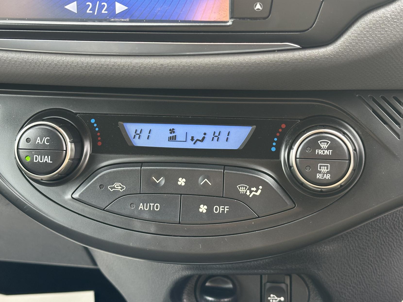 Toyota Yaris 1.5 VVT-h Icon Hatchback 5dr Petrol Hybrid E-CVT Euro 6 (Safety Sense) (101 ps)