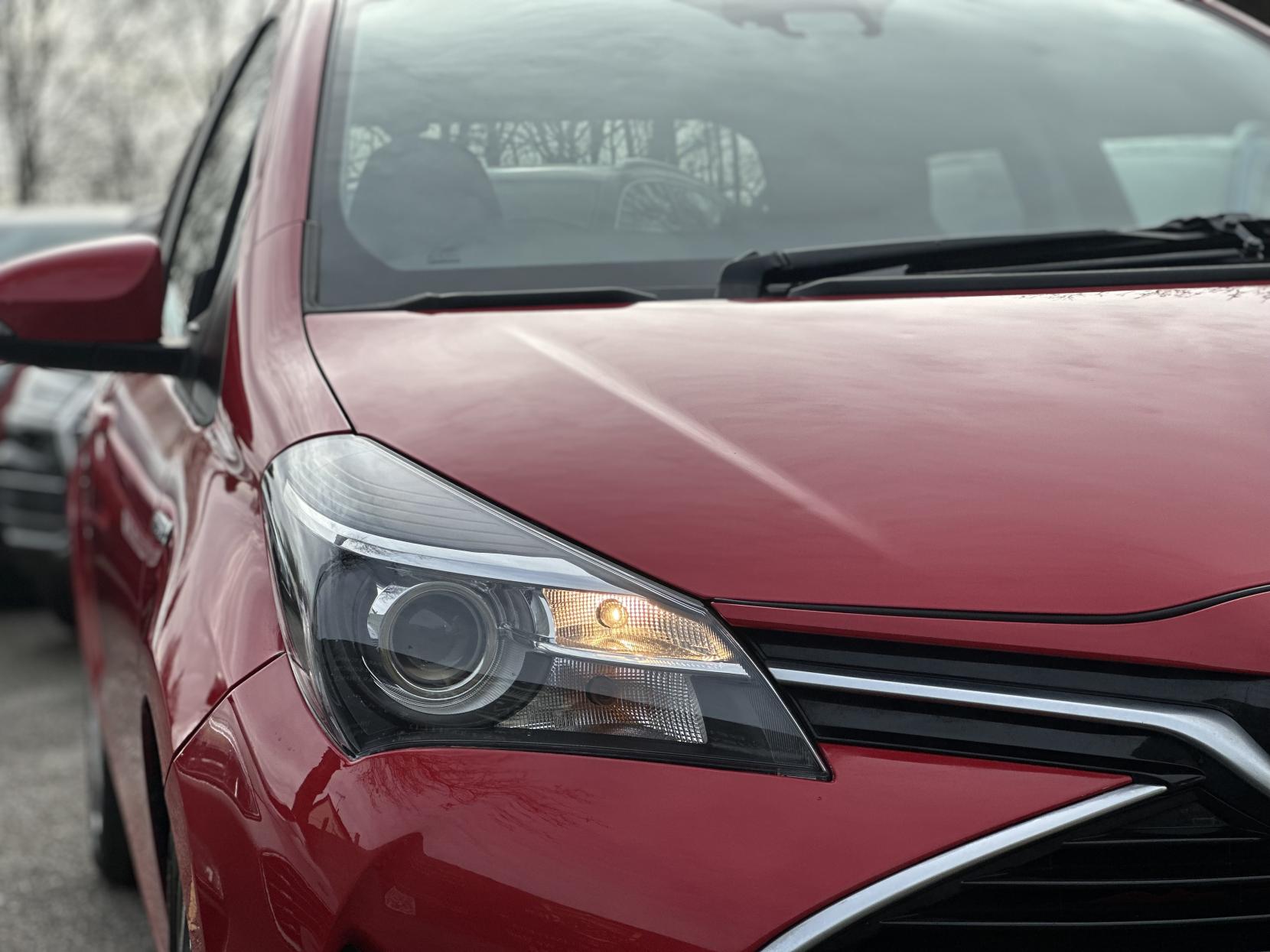 Toyota Yaris 1.5 VVT-h Icon Hatchback 5dr Petrol Hybrid E-CVT Euro 6 (Safety Sense) (101 ps)