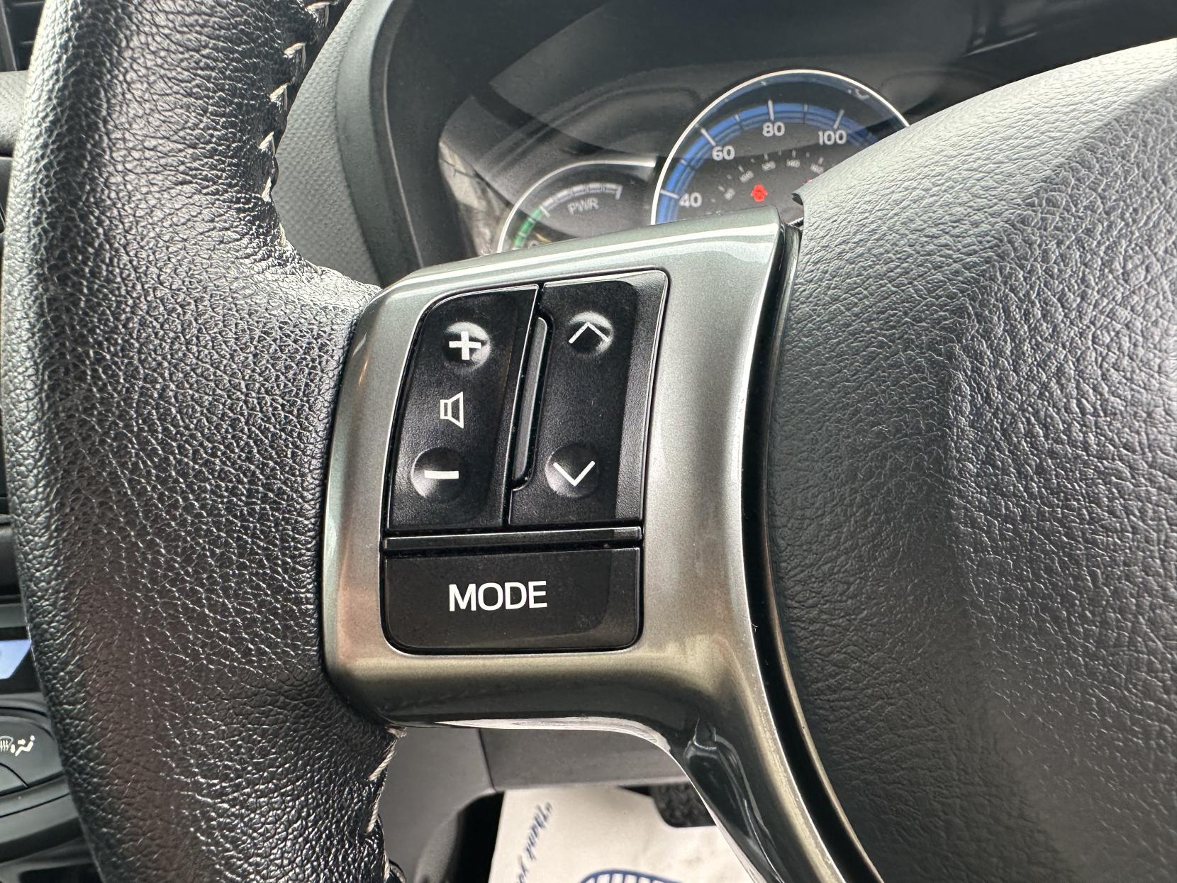 Toyota Yaris 1.5 VVT-h Icon Hatchback 5dr Petrol Hybrid E-CVT Euro 6 (Safety Sense) (101 ps)