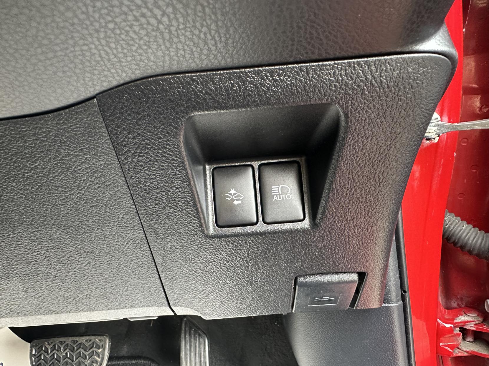 Toyota Yaris 1.5 VVT-h Icon Hatchback 5dr Petrol Hybrid E-CVT Euro 6 (Safety Sense) (101 ps)