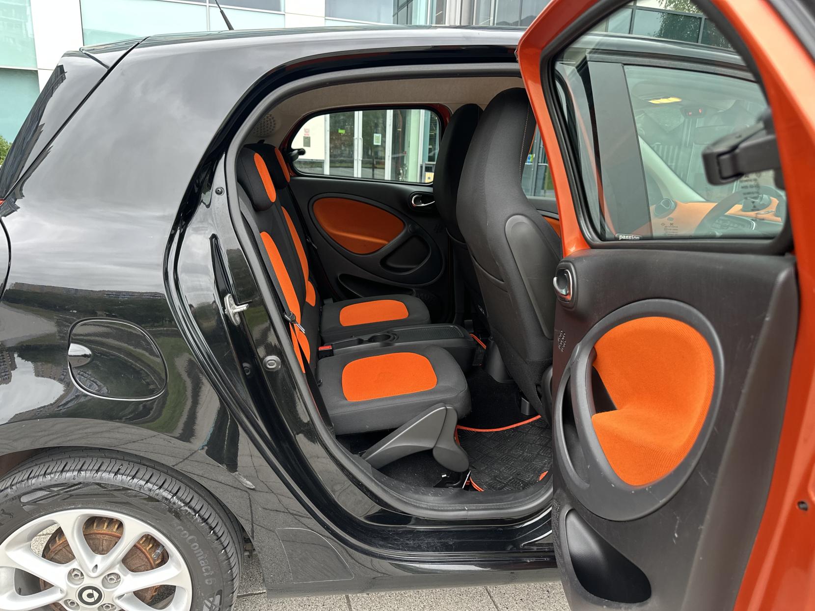 Smart forfour 1.0 Passion Hatchback 5dr Petrol Manual Euro 6 (s/s) (71 ps)