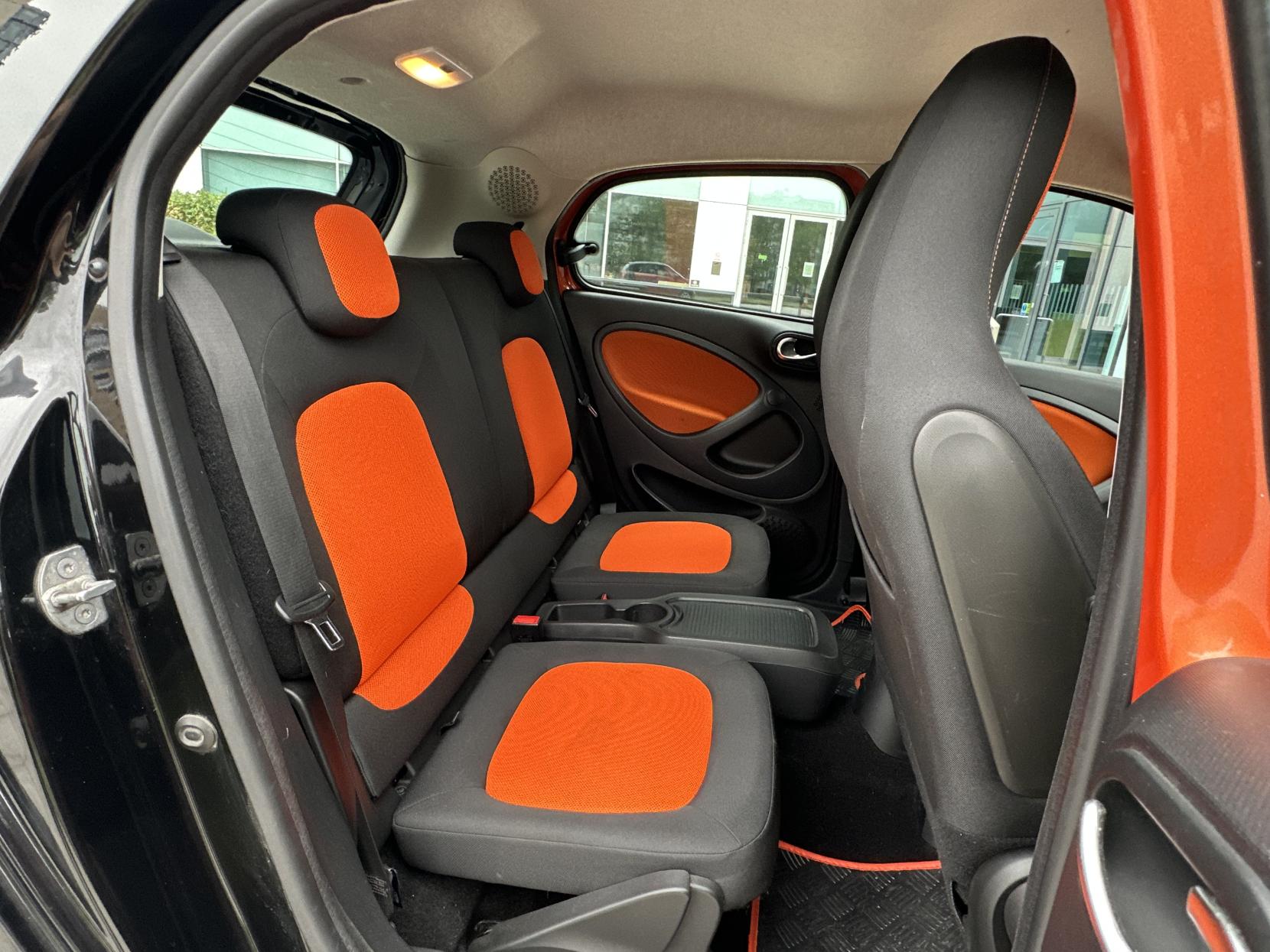 Smart forfour 1.0 Passion Hatchback 5dr Petrol Manual Euro 6 (s/s) (71 ps)
