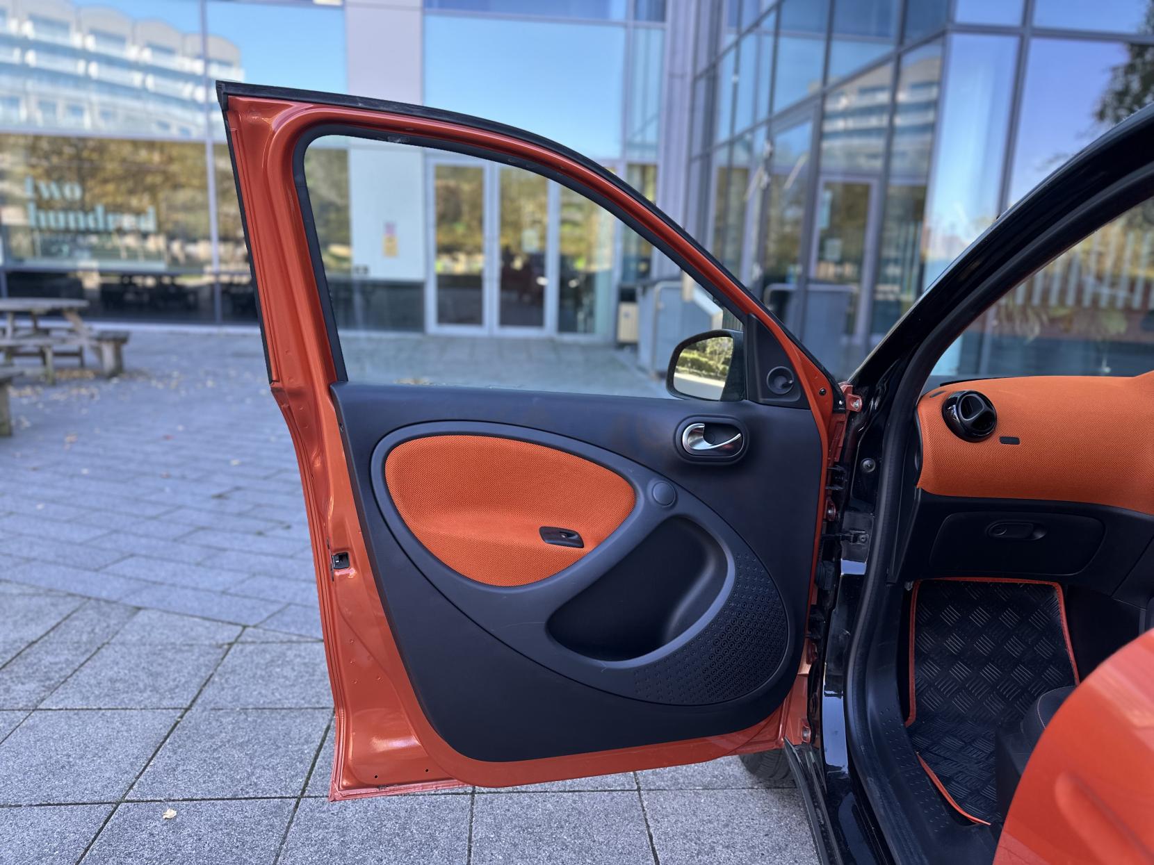 Smart forfour 1.0 Passion Hatchback 5dr Petrol Manual Euro 6 (s/s) (71 ps)