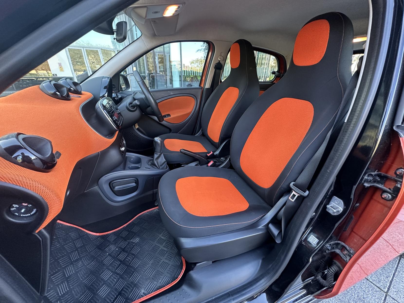 Smart forfour 1.0 Passion Hatchback 5dr Petrol Manual Euro 6 (s/s) (71 ps)