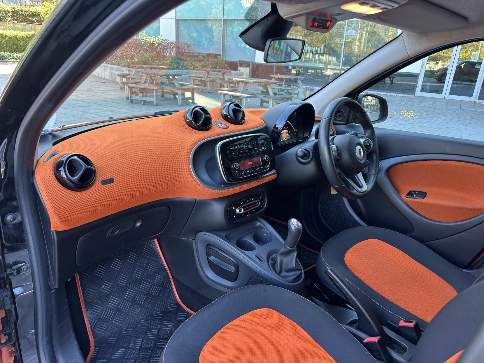 Smart forfour 1.0 Passion Hatchback 5dr Petrol Manual Euro 6 (s/s) (71 ps)