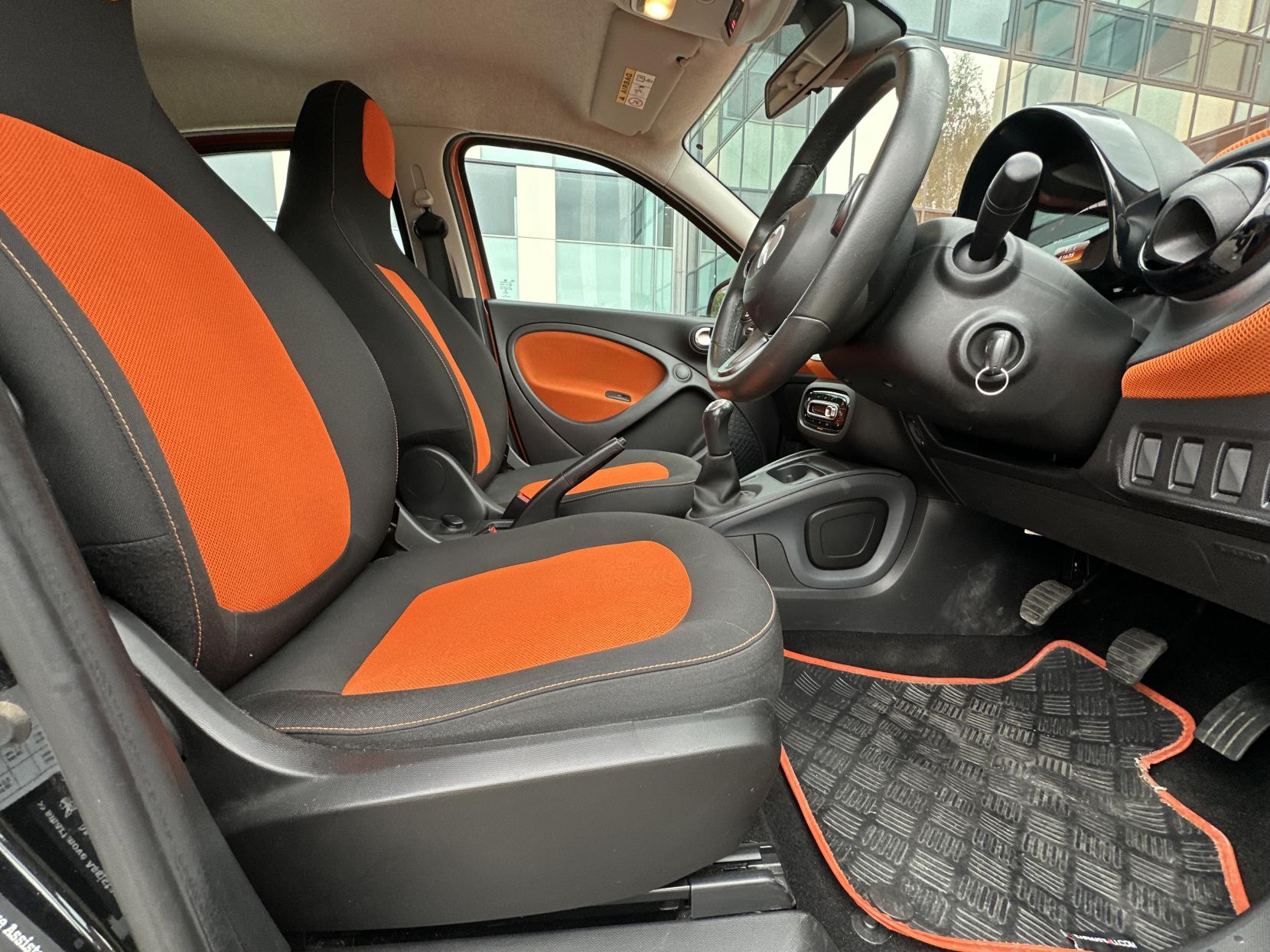 Smart forfour 1.0 Passion Hatchback 5dr Petrol Manual Euro 6 (s/s) (71 ps)
