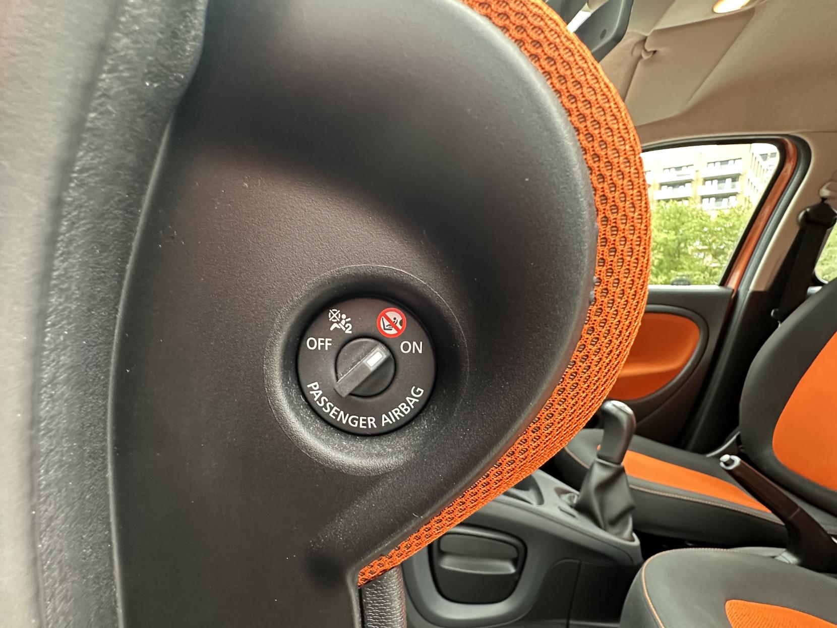 Smart forfour 1.0 Passion Hatchback 5dr Petrol Manual Euro 6 (s/s) (71 ps)