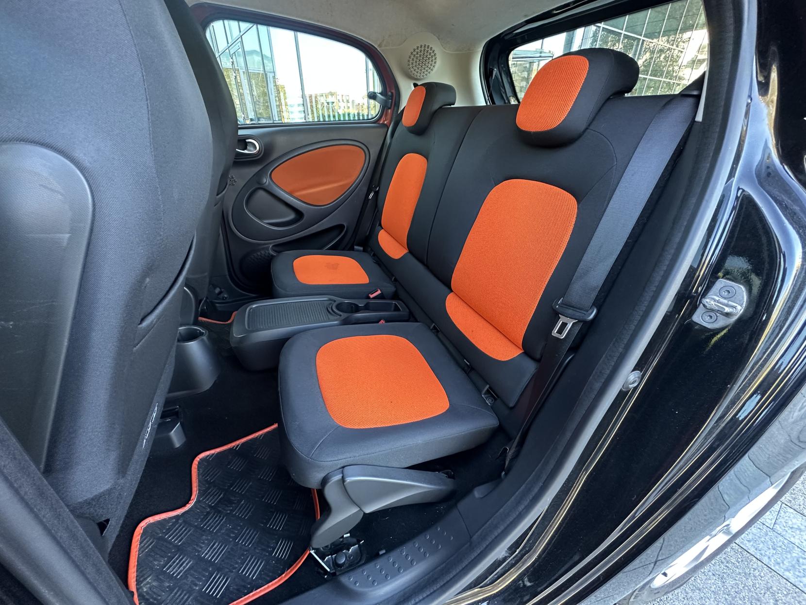 Smart forfour 1.0 Passion Hatchback 5dr Petrol Manual Euro 6 (s/s) (71 ps)