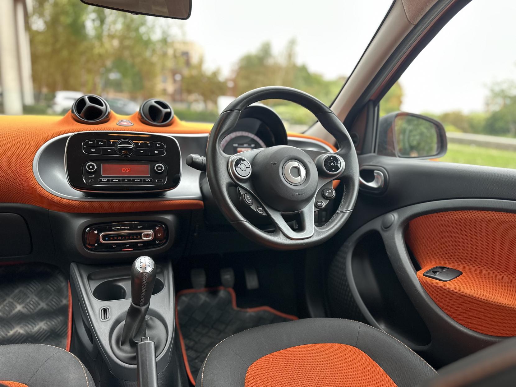 Smart forfour 1.0 Passion Hatchback 5dr Petrol Manual Euro 6 (s/s) (71 ps)