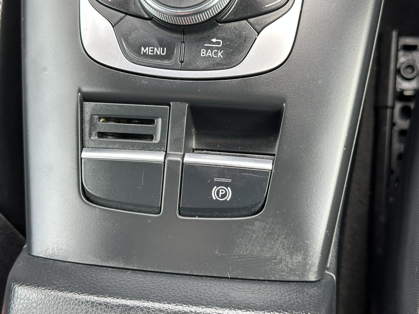 Audi A3 1.4 TFSI S line Sportback 5dr Petrol S Tronic Euro 5 (s/s) (122 ps)